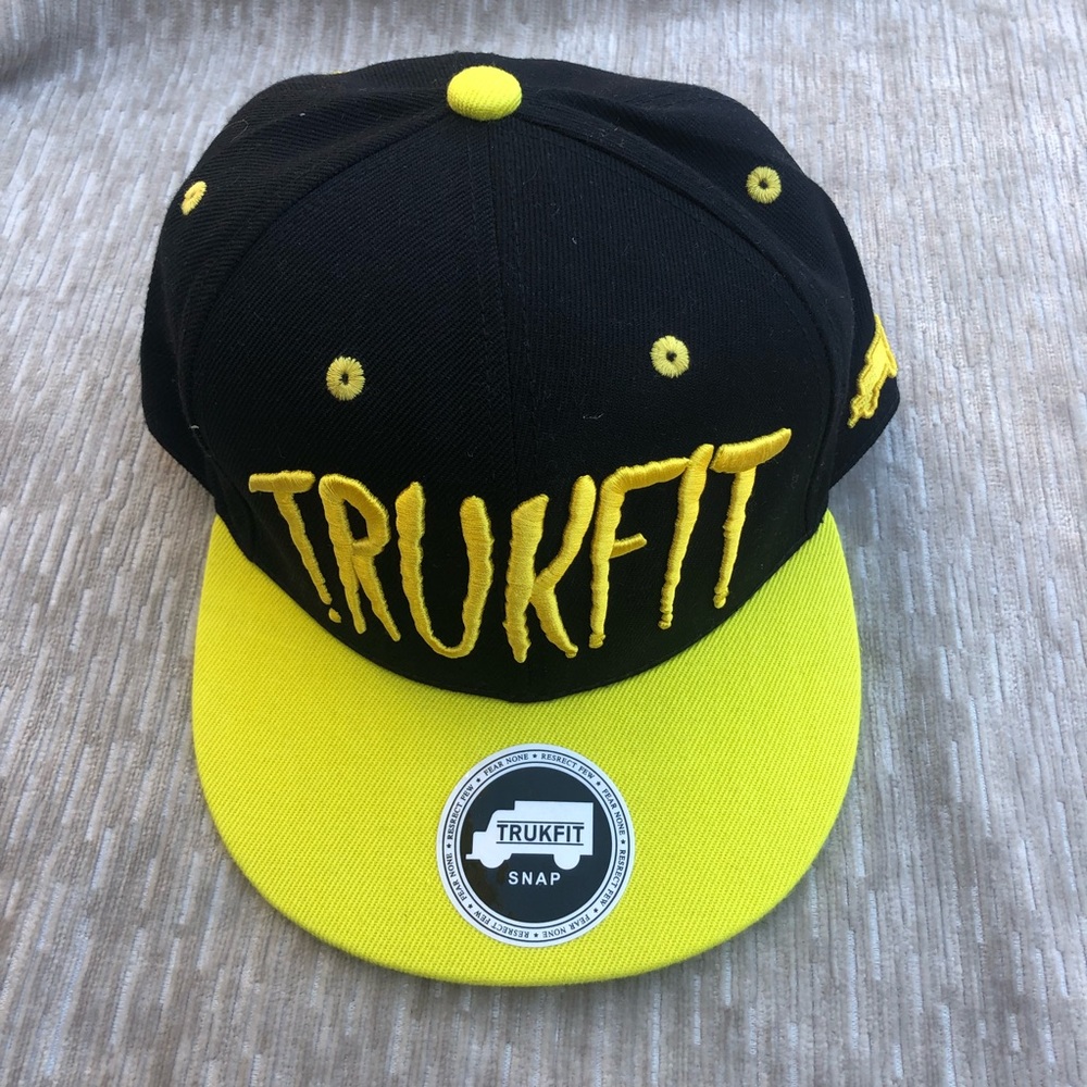 TrukFit SnapBack Hat Trucker Cap Fear None
